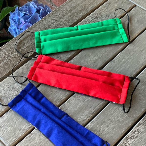 Kiss Face Mask with filter pocket & 3 free filters - Picture 6 of 9